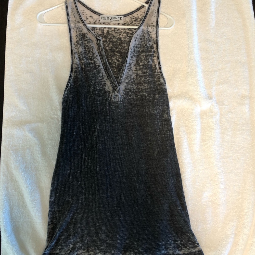 UrbN Outfitters Project Social long tank XS